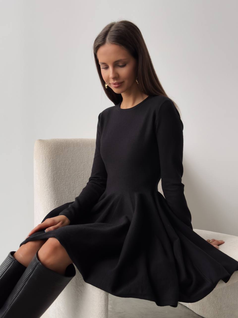 Waist Trimming Knitted Dress