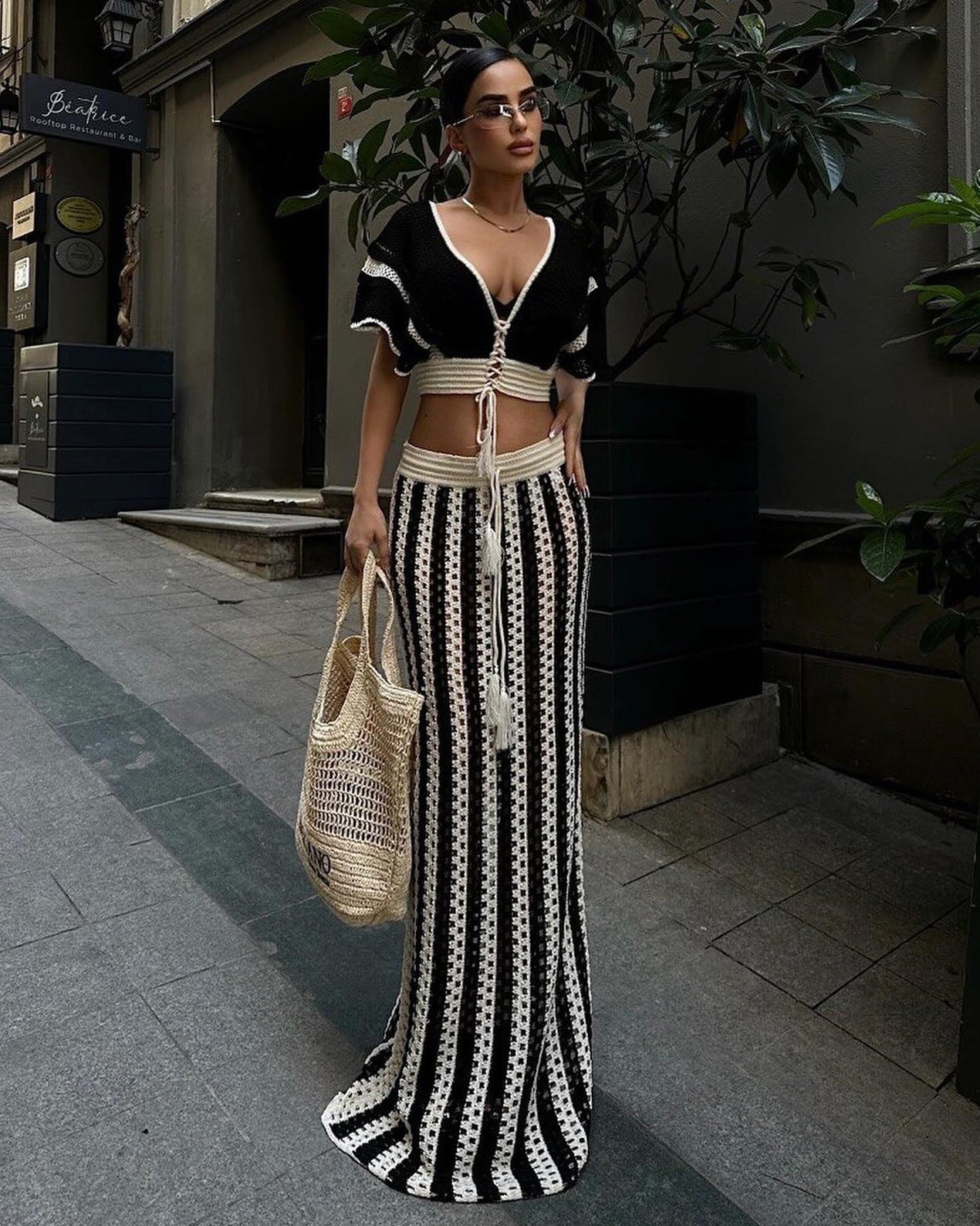 V Neck Hollow Out Striped Knitted Skirt Set
