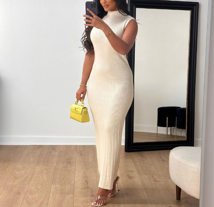 Knitted Sleeveless Round Neck Dress